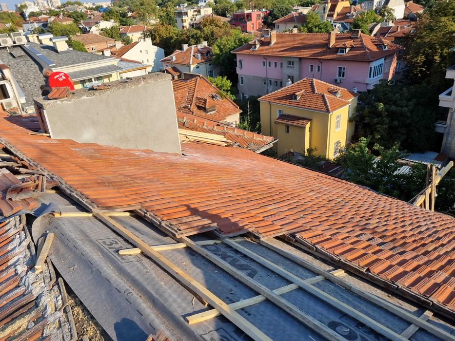 Божидар строи ви предлага на вашето внимание