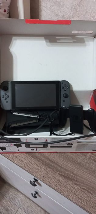 Продается Nintenda Switch в отличном состоянии