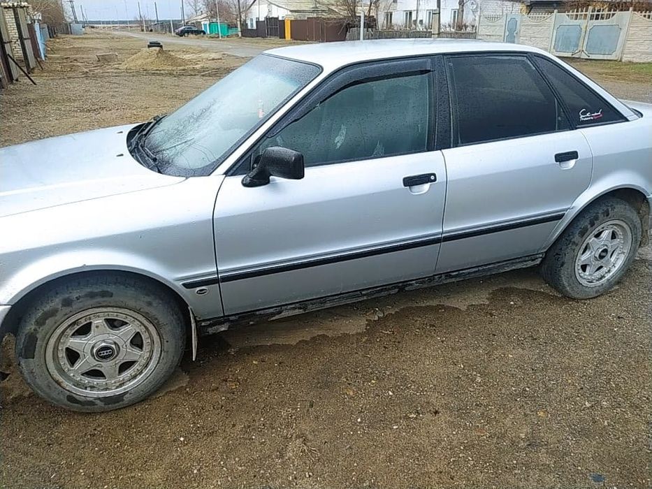 Продам Ауди 100 в хорошем сост