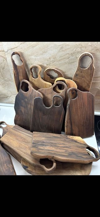 Дъски за рязане и мезета от Орех