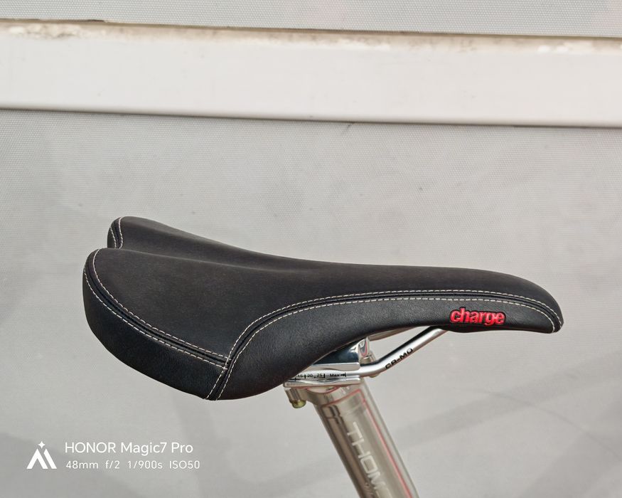 Седалка Charge Spoon