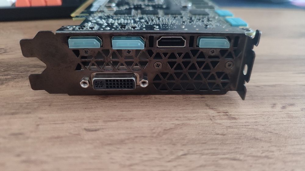 Видеокарта Nvidia TitanX 12gb