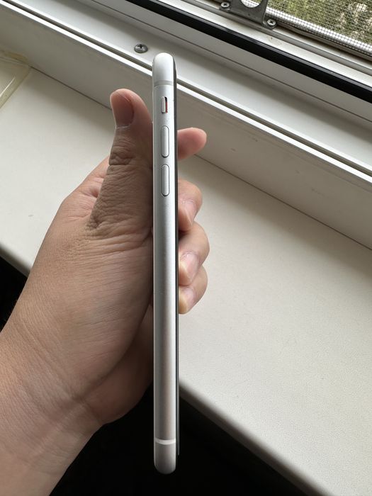 Iphone xr белый 128 gb