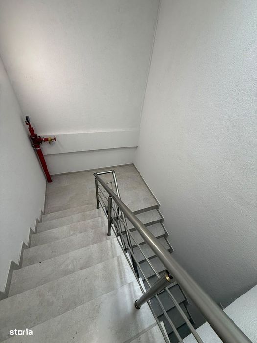 Apartament 2 camere, etaj 5 cu  lift, gata de utilizare