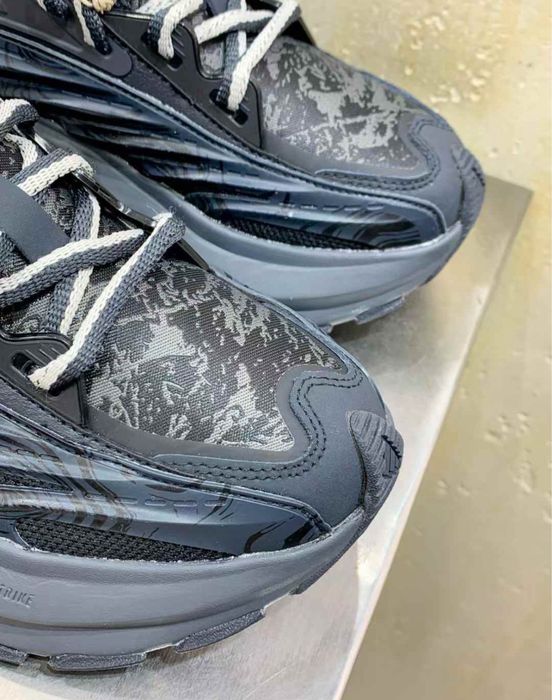 Продавам нови оригинални маратонки с кутия Аdidas XLG Metawave