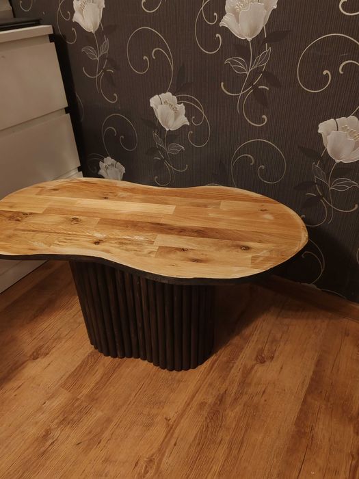 Masă de cafea belgiană