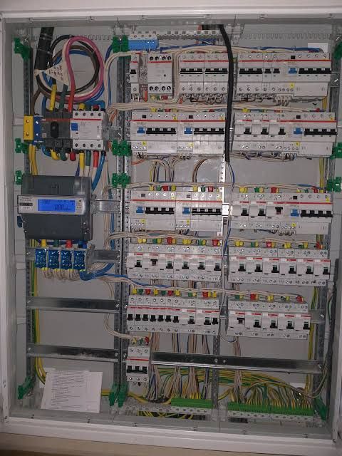 Электромонтаж ишлари – сифатли ва ишончли