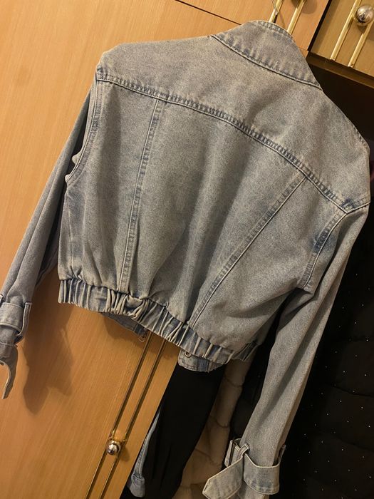 Късо дънково яке