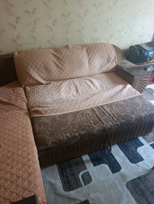 Диван отдам даром