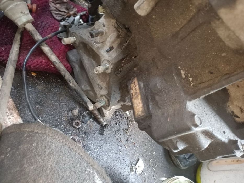 Продам коробку Mazda 6