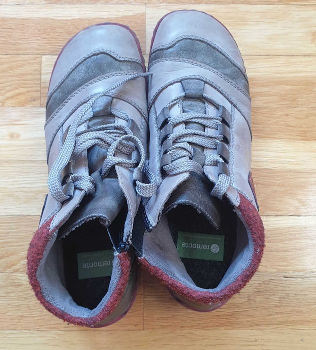 Ghete piele naturala Remonte marimea 38