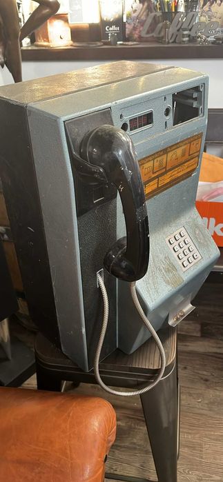 telefon public  cu fise