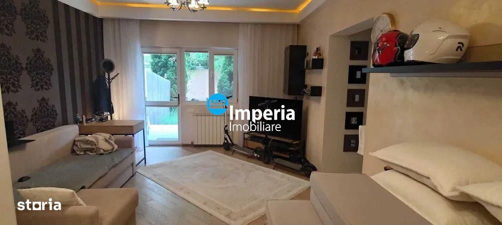 Apartament 3 cam, decomandat de vanzare in zona Copou - Parc Copou — fotografia 1