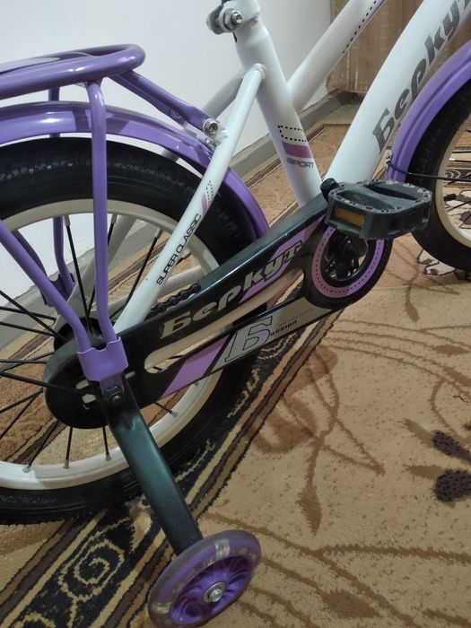 Детский велосипед проктически новый