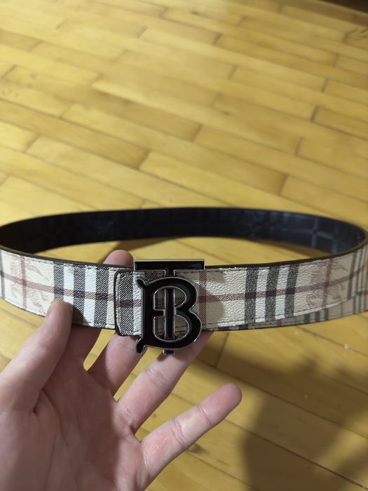 Curea Burberry Reversible