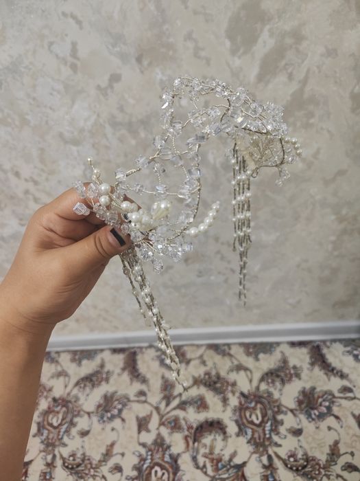 Hijobli kelinlar uchun Abaya . Toʻy libosi