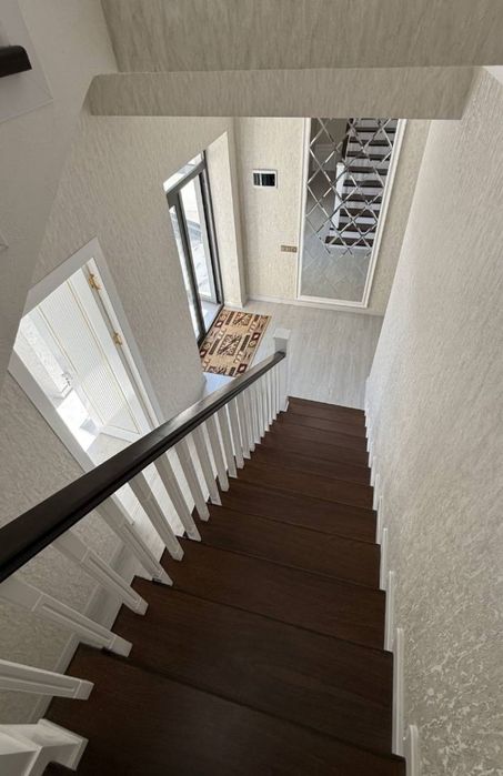 Учкахрамон постдан 4 км кирганда Шурода 1,5 сотих под ключ