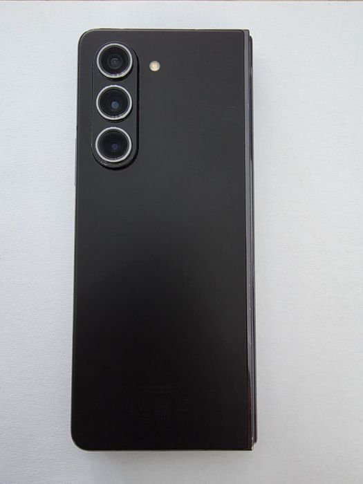 Samsung Z Fold 5