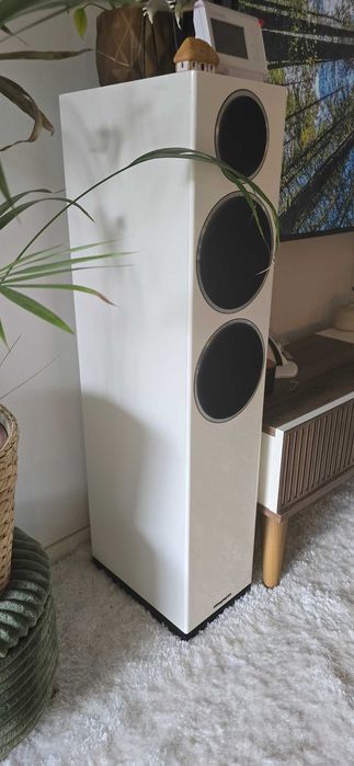 Boxe Wharfedale Diamond 230