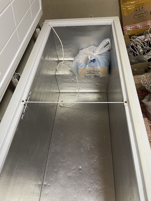 Продам морозильную камеру
