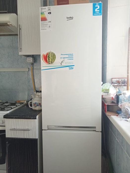 Холодильник, нужен ремонт верха