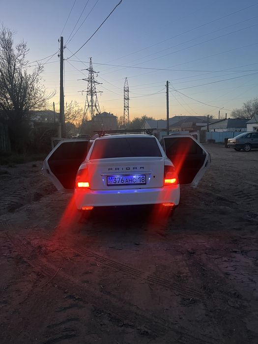 Продам Приора 1 2013