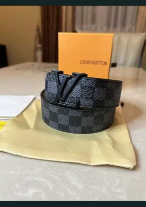 Curea Louis Vuitton