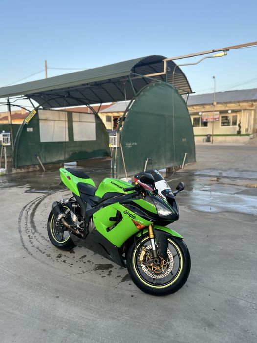 Kawasaki zx6r 636