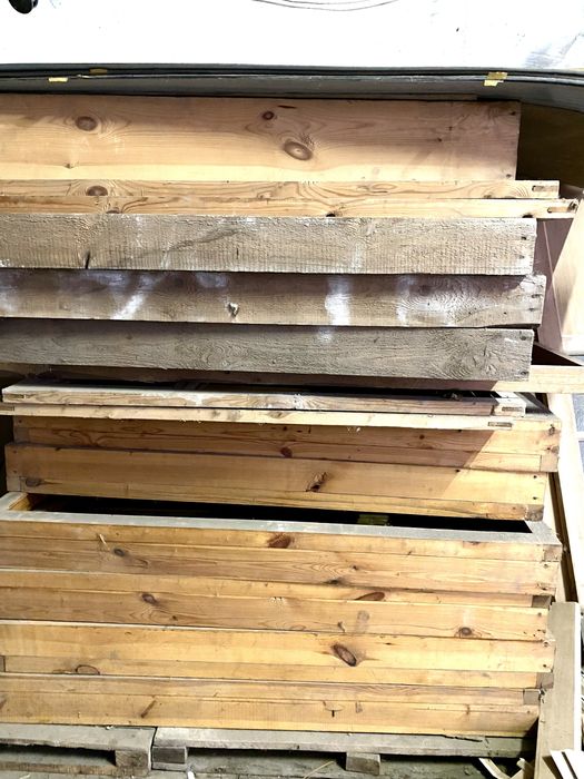 Двери деревянные. Дерявянные оконные блоки, рамы.