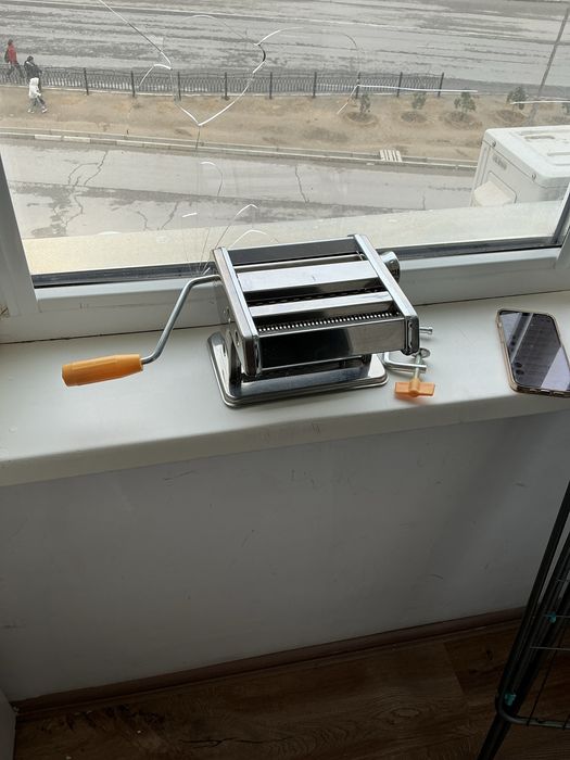 Продам лапшорез-тестораскатка