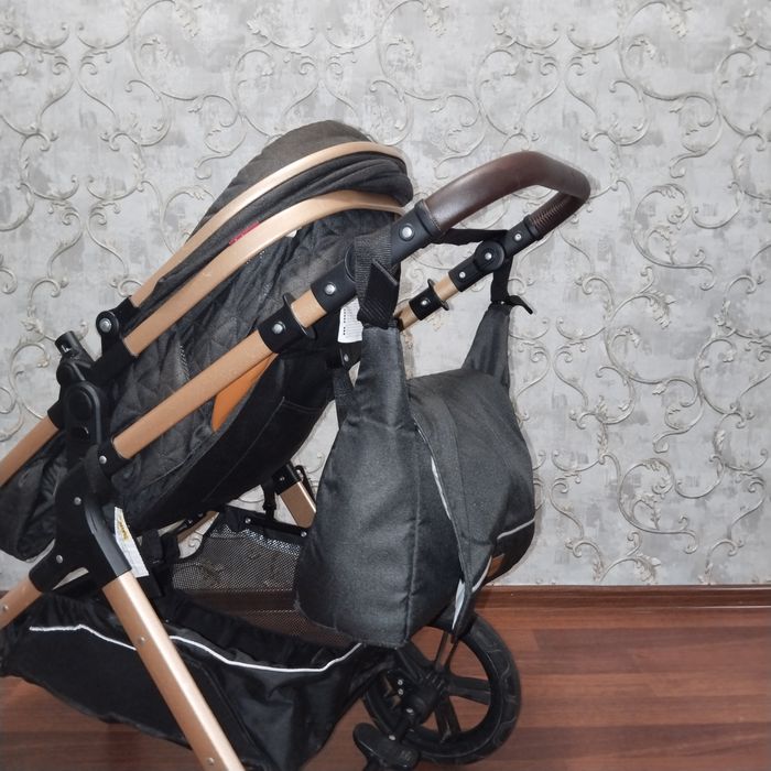 Коляска трансформер Belecoo X1, черный, золотой