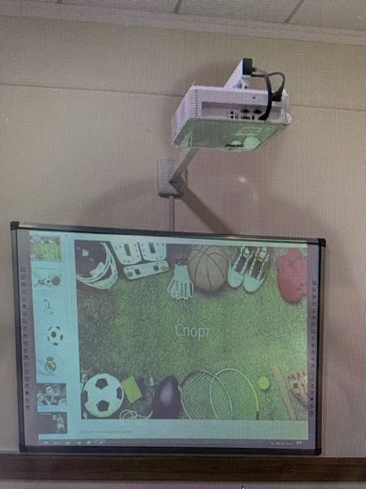 Продается школьная принадлежности, парты, стулья, доски