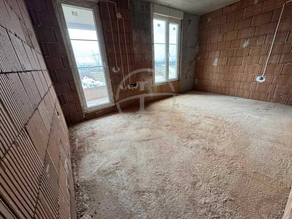 Продава се Двустаен апартамент в Пловдив, Кючук Париж - 71 кв.м за 661 €/кв.м - Снимка #3
