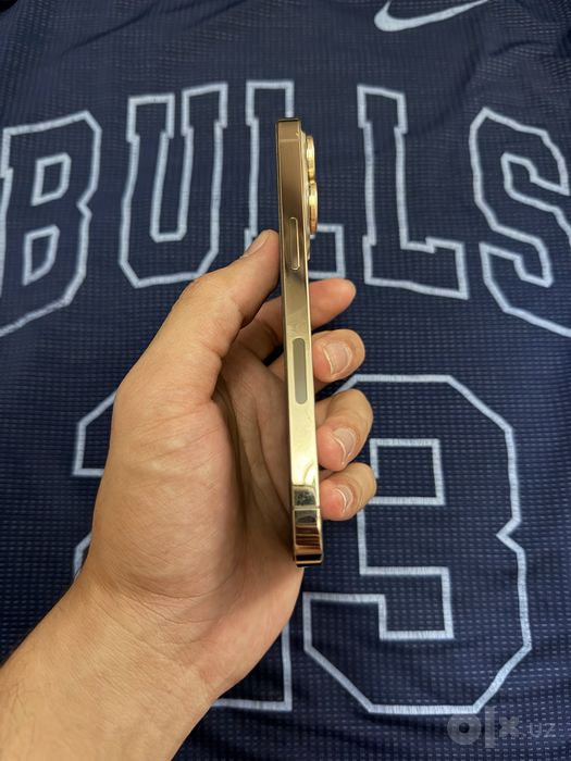 Iphone 13 pro Gold