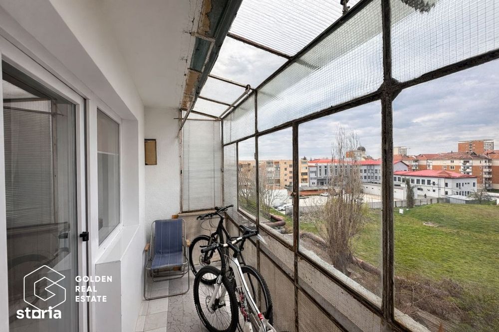 Apartament 3 camere, Malul Muresului-Praporgescu, 2 bai, balcon, etaj