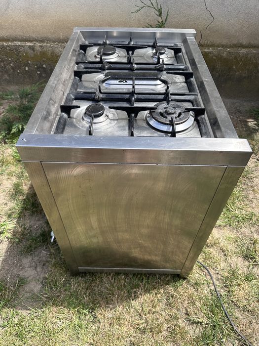 Aragaz Smeg profesional