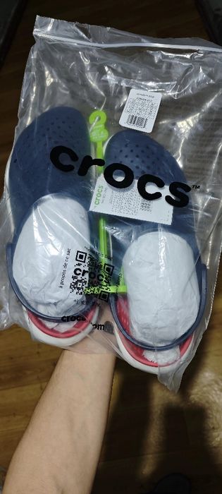 Продаётся CROCS  in-motion clog