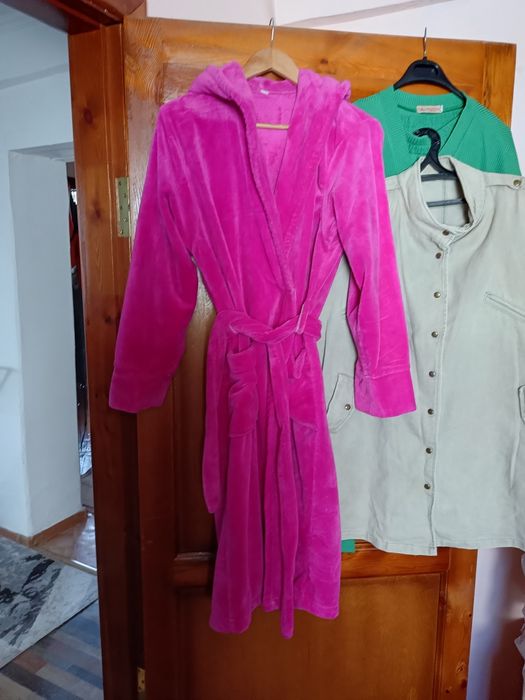 Женские вещи и платье