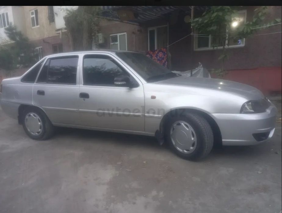 Нексия 2 2011 , 4300