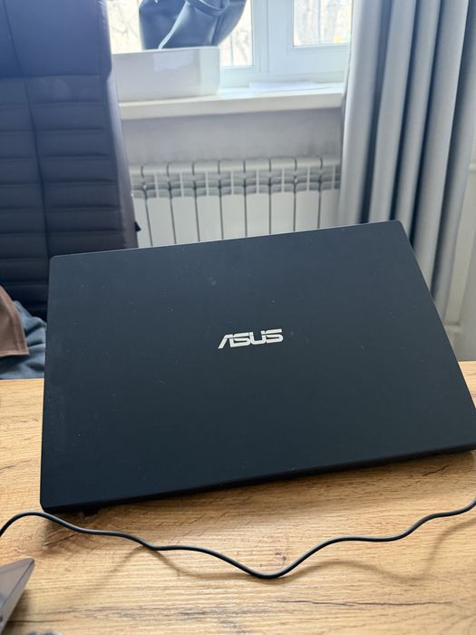 Ноутбук ASUS VivoBook E510KA