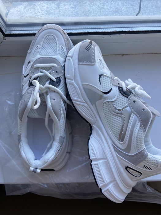 Кросовки не дорого