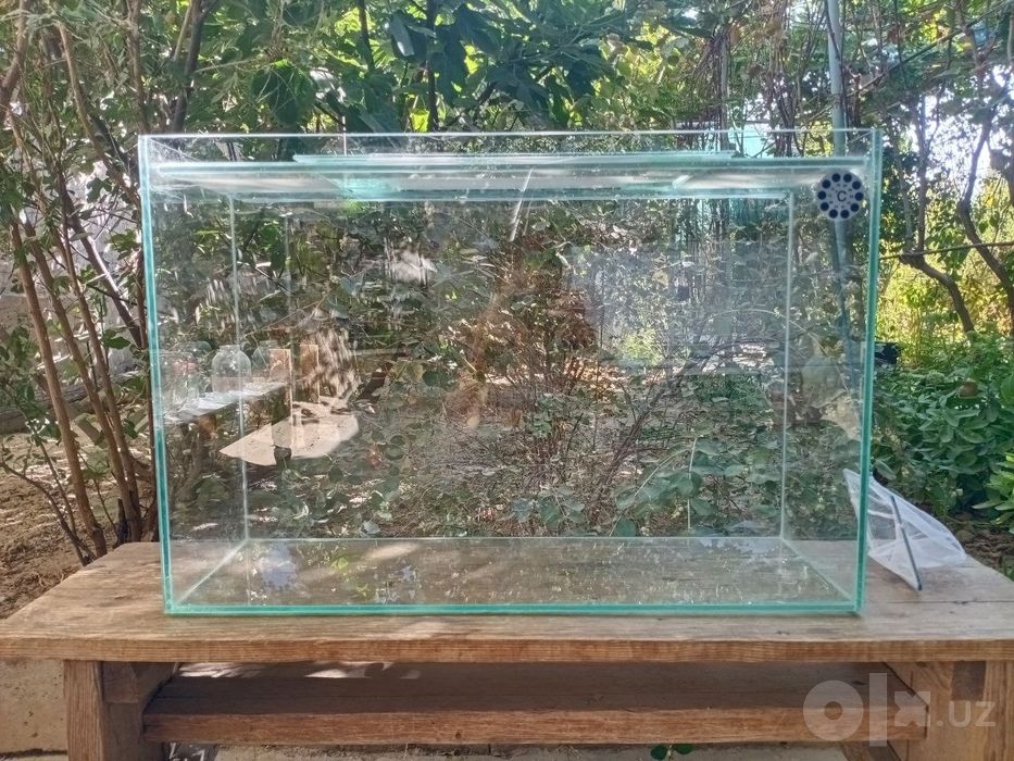 AKVARIUM sotiladi 90l