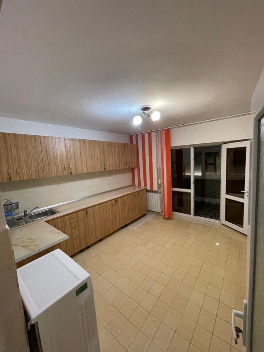 Ocazie rară! Garsonieră cât un apartament+boxă generoasă, Tulcea