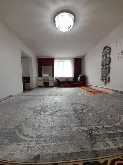 Ахмер алмазда үй сатылады