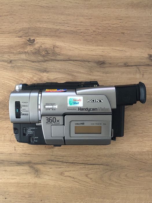 Y2k Видеокамера Sony CCD-TRV67