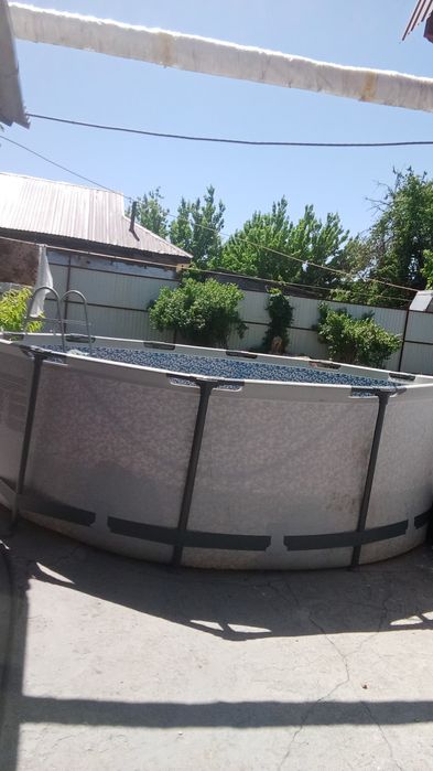 Продам бассейн в отличном состоянии