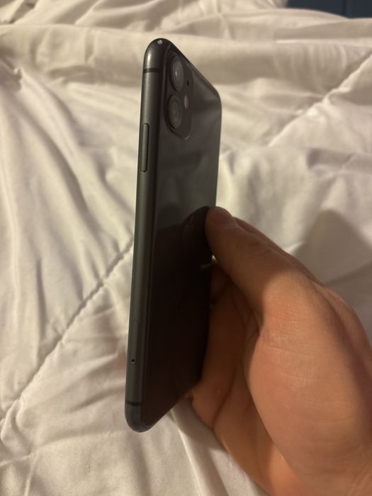 Iphone 11 128GB.