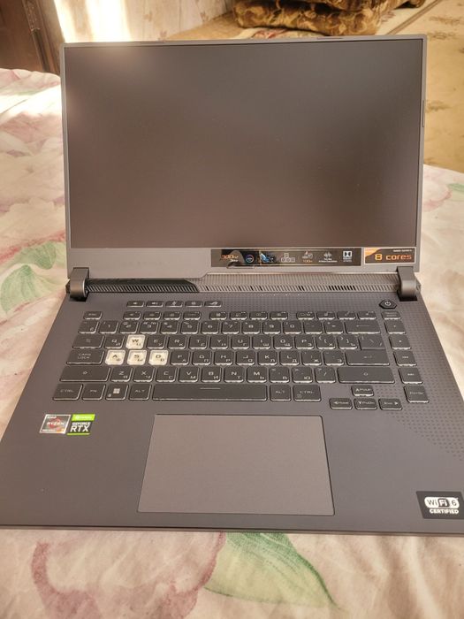 Asus rog strix g15 RTX3070 Ryzen 7