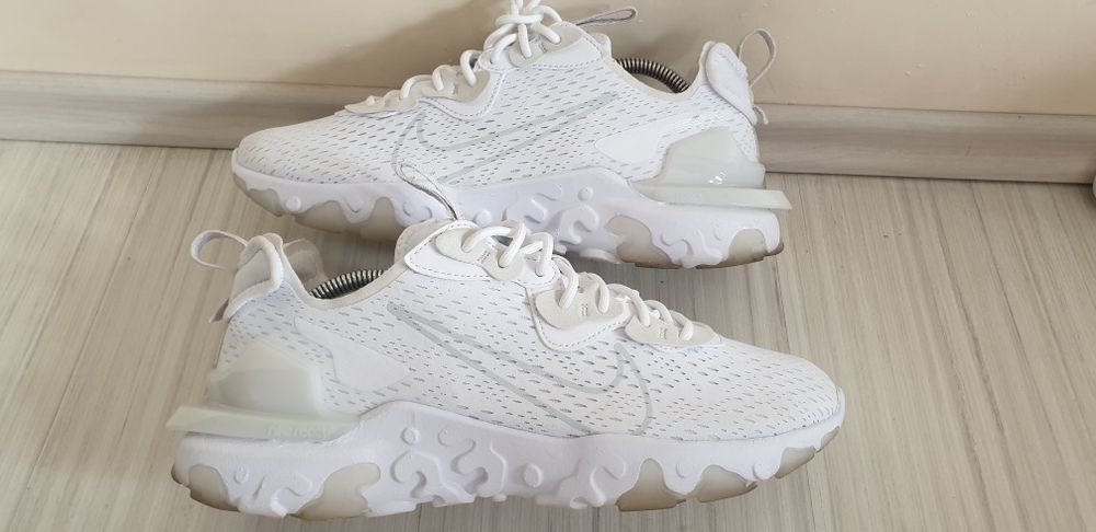 Nike React Vision UK 8 US 9 / 42.5/27см ОРИГИНАЛ! Мъжки Маратонки!