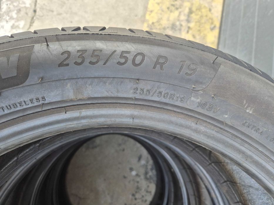 4 Anvelope VARA - 235/50/19 - MICHELIN - NOI - DOT 2023 !